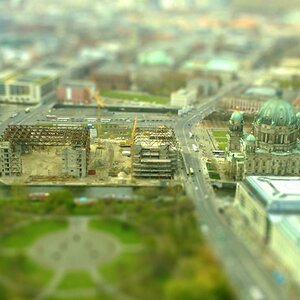 19042008571 tiltshift