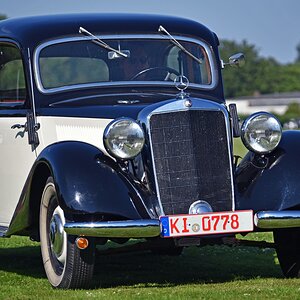 oldtimertreffen_nordmarksportfeld_16.jpg