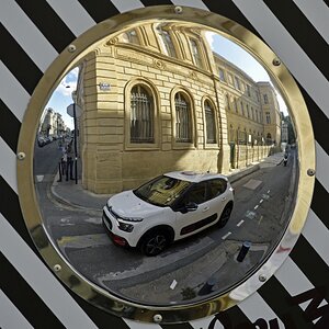bordeaux_verkehrsspiegel.jpg