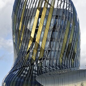 bordeaux_cite_du_vin.jpg