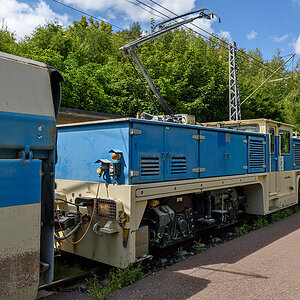 OF2_69400.jpg