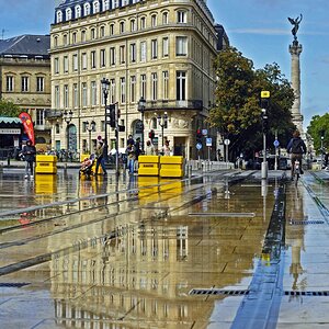 bordeaux_place_de_la_comedie.jpg