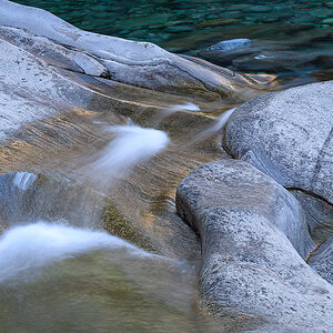 _DZ80913_01-1-DeNoiseAI.jpg