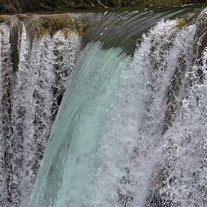 split_wasserfall_krka_3.jpg