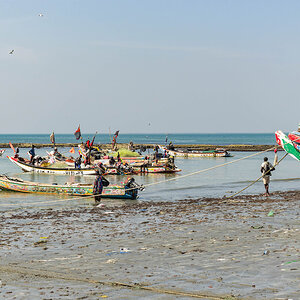 2024-12-14 089 Fishing Boats.jpg