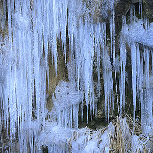 Natur_Winter_Eiszapfen_Zf_DSC0338_18x12x150.jpg