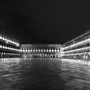 20081104 062418swVenedig