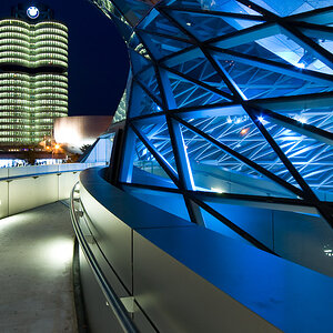 NF-F Treffen BMW-Welt, Alt und Neu