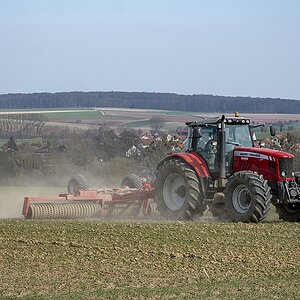 Staubtrocken