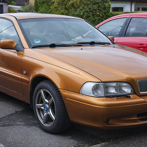 T52X1045-ext-1.jpg
