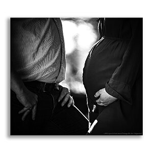 20250427_Babybauch_D850_0110 b&w WEB FORUM.jpg