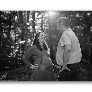 20250427_Babybauch_D850_0085 b&w WEB FORUM.jpg