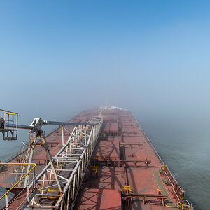 250222 Weser Stahl Nebel-3.jpg