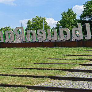 OF2_74219.jpg
