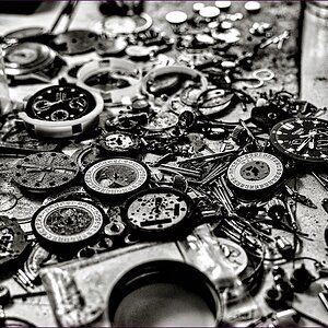 comp_2Watch-maker-lumi.jpg