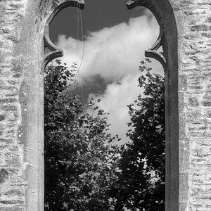 DSC6969RuinChapelle sw