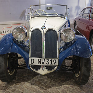 T51X0024-1.jpg