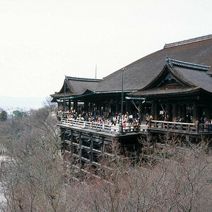 Kyoto, Haupthalle Otowasan Kiyomizu-dera Tempel.jpg