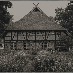 Diesdorf 3_BW.jpg