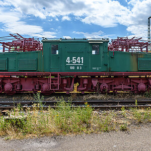 OF2_74693.jpg