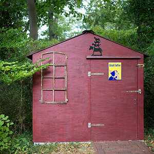rote Hütte Nikon 50mm.jpg