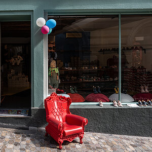 Roter-Sessel.jpg