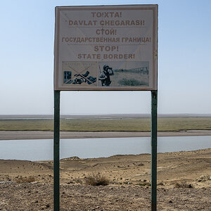 Grenze Usbekistan Turkmenistan.jpg