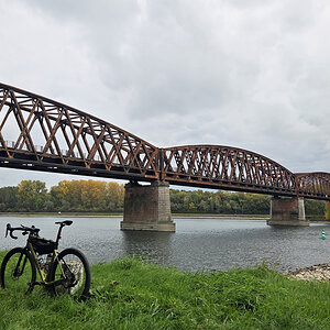Fahrrad am Rhein