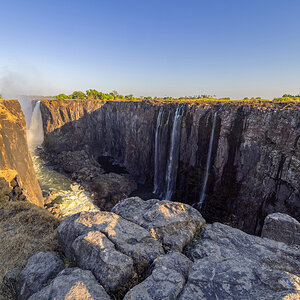 2025-10-06 31 Victoria Falls.jpg