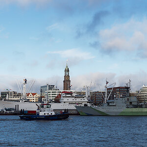 P281 HMS Tyne.jpg