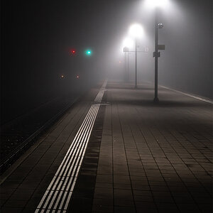 Bahnsteig_L1002945_12.jpg