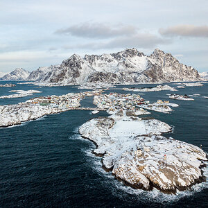 260131 Henningsvaer Drohne NF-F-3.jpg
