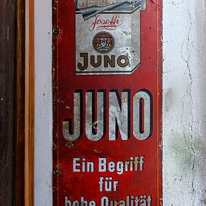 OF2_76990.jpg