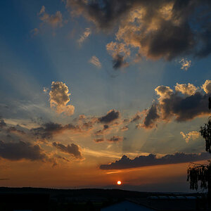 Sundown_PZ6_6157_web.jpg