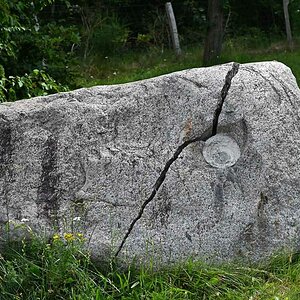Felsspalt.jpg
