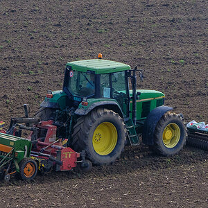 Traktor.jpg