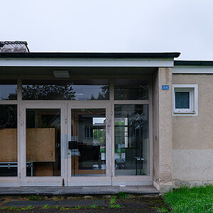 Schulhaus.jpg