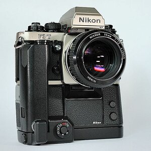 Nikon F3/T mit MD-4, MK-1 und 55mm f/1.2