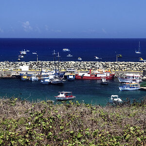 Hafen von Fernando de Noronha