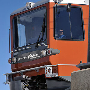 Lokführer bei der Gornergradbahn

Hoch hinaus in die Schweizer Alpen.