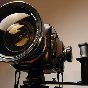 Distagon 4/40