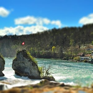 Rheinfall_tiltshiftmaker