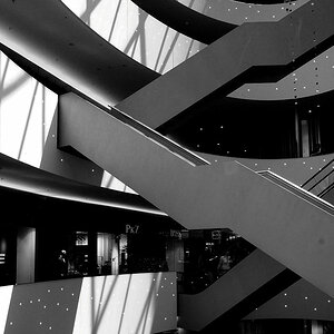 DSC 0396 Treppe Schnitt SW Forum