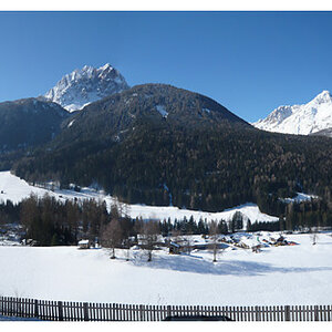 Panorama aus 9 Hochformat-Fotos der LEICA C-Lux2