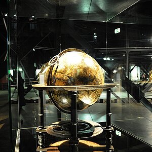 Globus