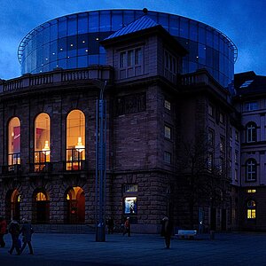 2010 02 22 Architektur Mainz Theater Dom D7C 6018