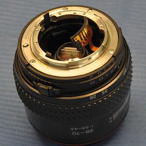 Tokina28 70 01