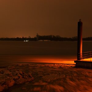 Elbe bei Nacht2 12