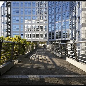 Architektur 03
D700 & AI-S 2.0/28 bei Blende 11.0