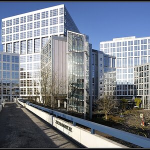 Architektur 06
D700 & AI-S 3.5/20mm bei Blende 11.0